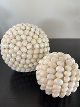 Load image into Gallery viewer, Natural Shell Decorative Sculpture