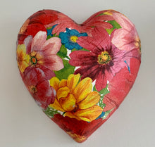 Load image into Gallery viewer, Decorative Hearts