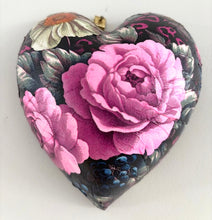 Load image into Gallery viewer, Decorative Hearts