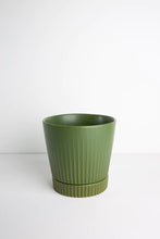 Load image into Gallery viewer, Indie Planter Medium