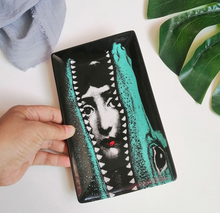 Load image into Gallery viewer, Iconic Style Dish