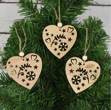 Load image into Gallery viewer, Larger - Timber Vintage Style Christmas Decorations