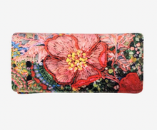 Load image into Gallery viewer, Fleur Woods Flora Glass Case