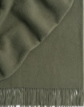 Load image into Gallery viewer, Nevis Throw