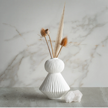 Load image into Gallery viewer, Pleated 2 Tier Round Vase