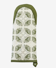 Load image into Gallery viewer, Ali Davies Oven Mitt x 1