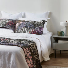 Load image into Gallery viewer, Thread Design White Duvet Cover