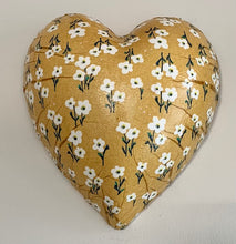 Load image into Gallery viewer, Decorative Hearts