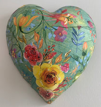 Load image into Gallery viewer, Decorative Hearts