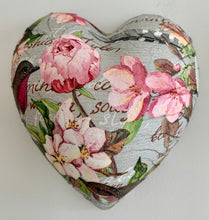 Load image into Gallery viewer, Decorative Hearts