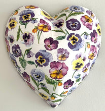 Load image into Gallery viewer, Decorative Hearts