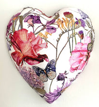 Load image into Gallery viewer, Decorative Hearts