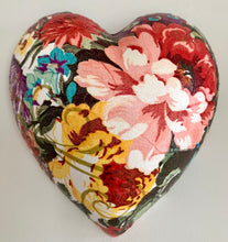 Load image into Gallery viewer, Decorative Hearts