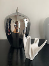 Load image into Gallery viewer, Pot with Lid