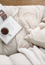 Load image into Gallery viewer, Cotton Throw