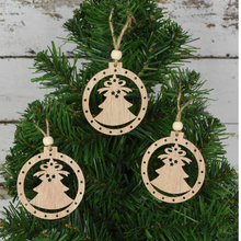 Load image into Gallery viewer, Larger - Timber Vintage Style Christmas Decorations
