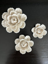 Load image into Gallery viewer, Camillia Wall Flowers

