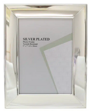 Load image into Gallery viewer, Silver Plated Photo Frame 5x7
