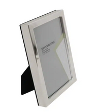 Load image into Gallery viewer, Silver Plated Photo Frame (4x6)
