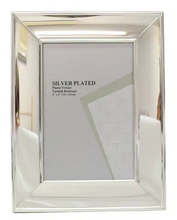 Load image into Gallery viewer, Silver Plated Photo Frame (4x6)
