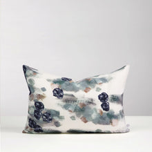 Load image into Gallery viewer, Thread Design - Palmona Rectangle Cushion

